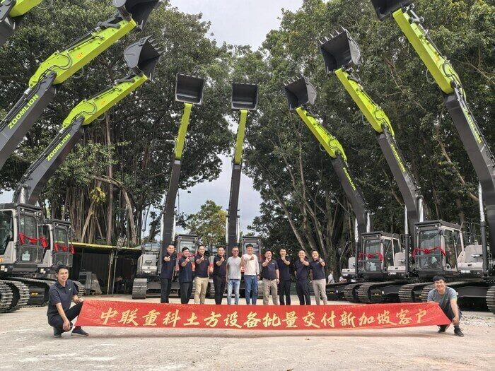 Featured image for “<strong>Zoomlion entrega lote de escavadeiras em Singapura, apoiando a expansão do “Aeroporto Mais Bonito do Mundo”</strong>”